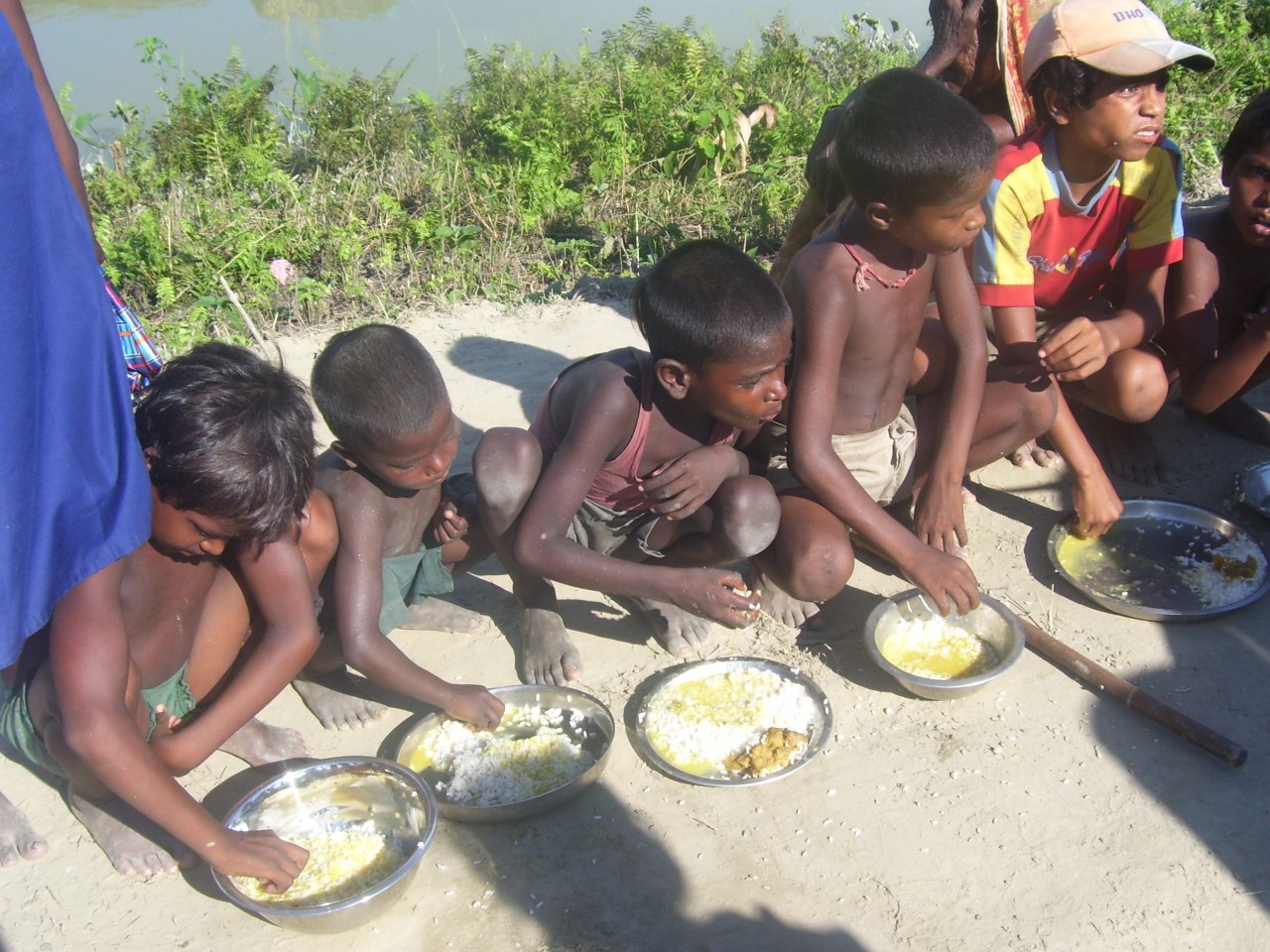 Families affected by the Koshi floods provided with free meals